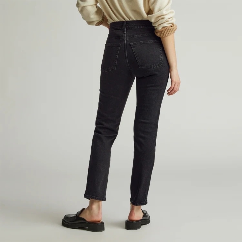 Everlane — The Original Cheeky Jean